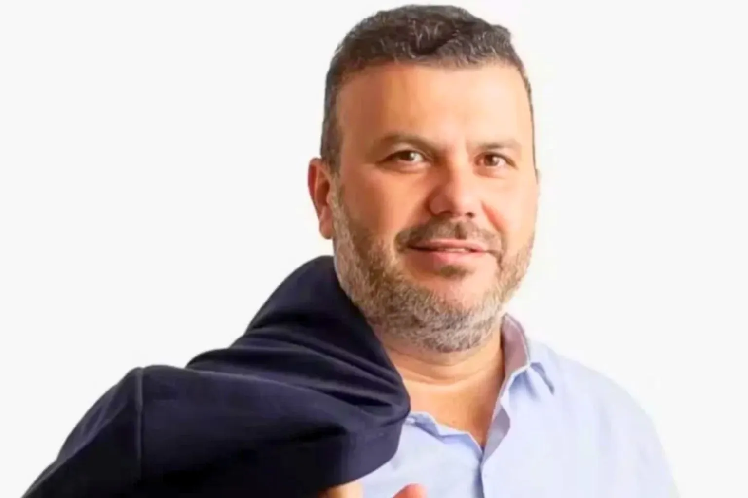 Advogado investigado por fraudes em licitações em Itaporã é liberado pelo TJMS após habeas corpus. Entenda a Operação Fake Cloud e o caso.