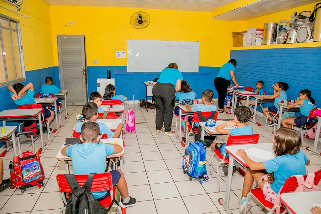 Prefeitura de Corumbá abre inscrições para professores temporários. Saiba como participar do processo seletivo e confira as datas importantes para 2026.