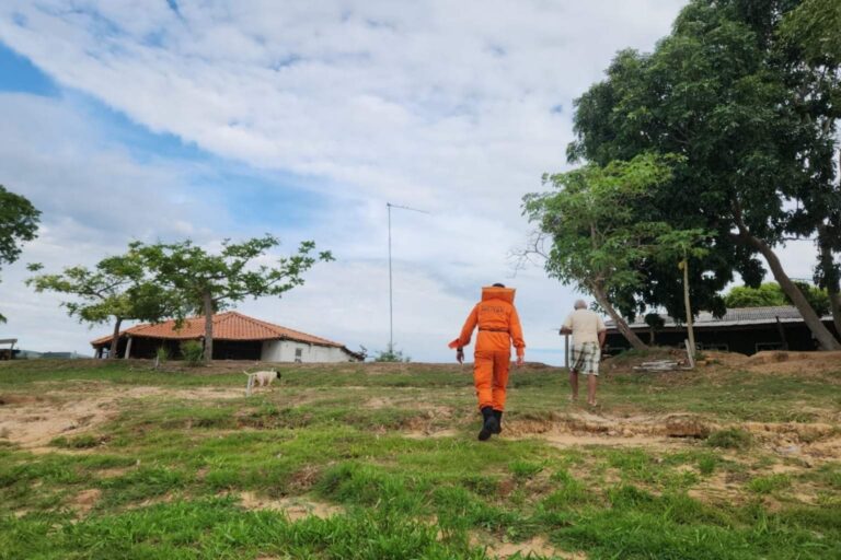 resgate de ribeirinho no pantanal