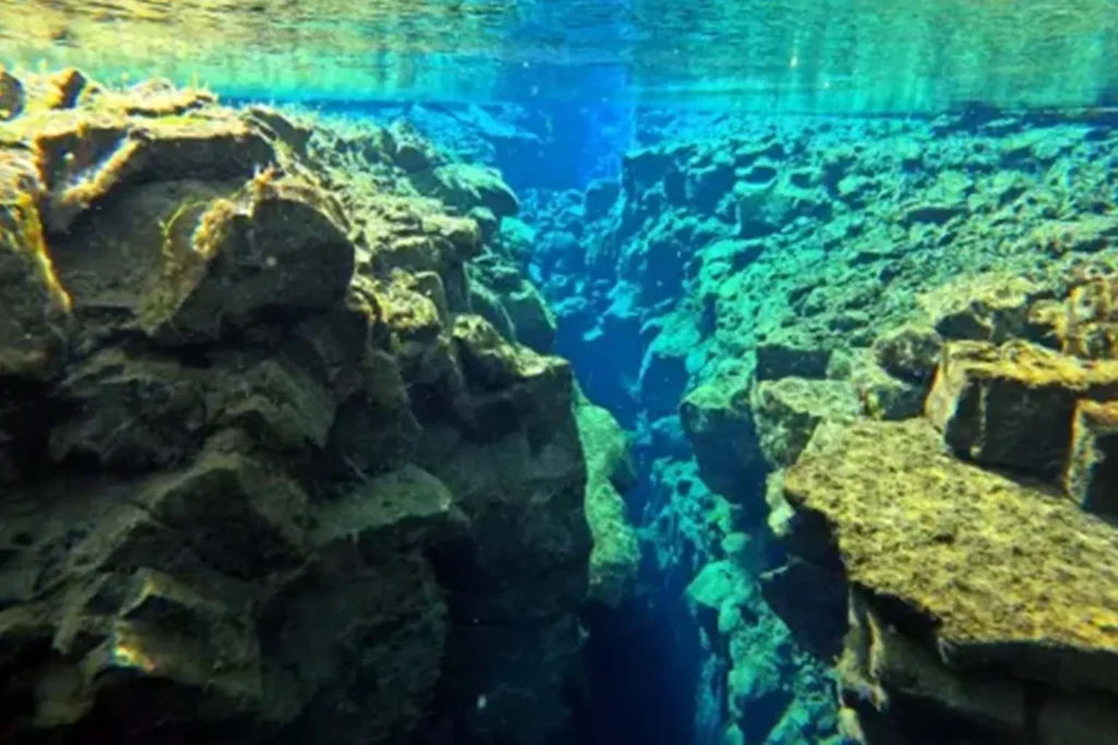 Geólogos descobrem fragmentação inédita de placas tectônicas nas Américas 2 ruptura de placas Placas Tectônicas