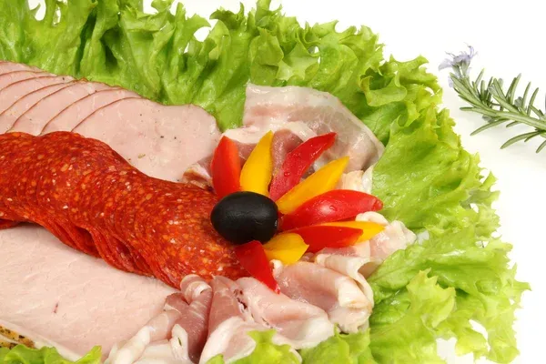 Constipação: alimentos que prendem o intestino e como evitar 4 ultraprocessados constipação