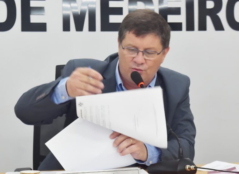 Bira solicita recuperação do pavimento da Alameda Renner no Bairro Dom Bosco