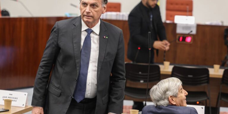 Justiça atesta que Bolsonaro vai terminar de cumprir pena em 2052
