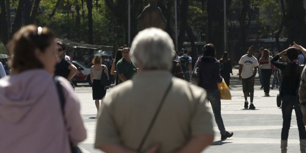 TJRJ promove acao social Justica para a Pessoa Idosa programas sociais