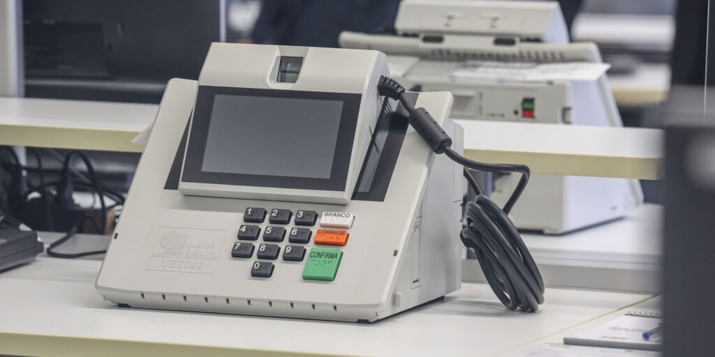 TSE encerra teste publico de seguranca das urnas eletronicas relatório da OEA