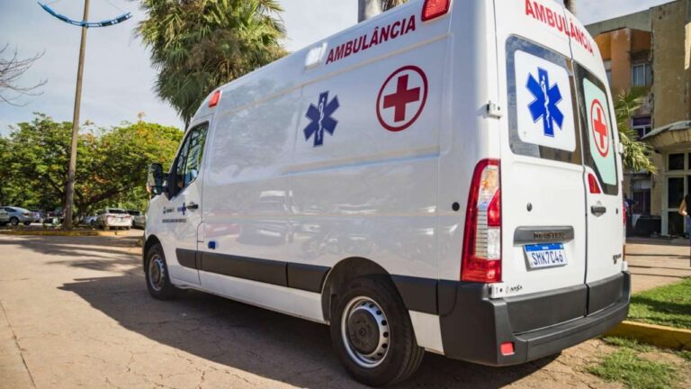 Ambulância é incorporada à frota de atendimento e reforça transferências em Corumbá