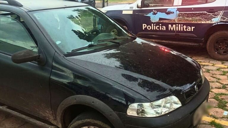 Fiat Strada com queixa de apropriação indébita é apreendida pela PM em Corumbá