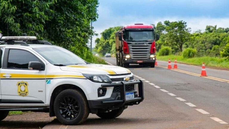 Excesso de velocidade lidera motivos da suspensão da CNH em MS. Saiba dados, causas, processos e como evitar perder o direito de dirigir em 2025.