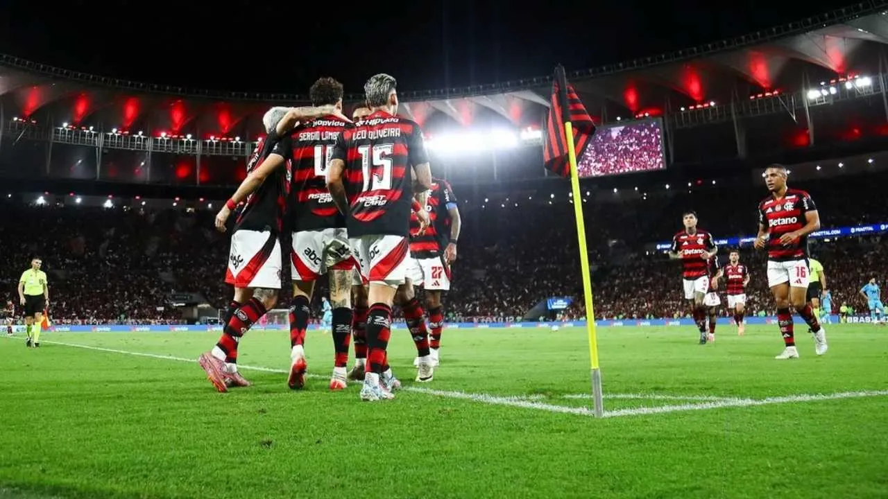 Flamengo pode garantir o título do Campeonato Brasileiro no Maracanã nesta quarta, dependendo dos resultados de Palmeiras e Atlético-MG. Saiba todos os cenários!