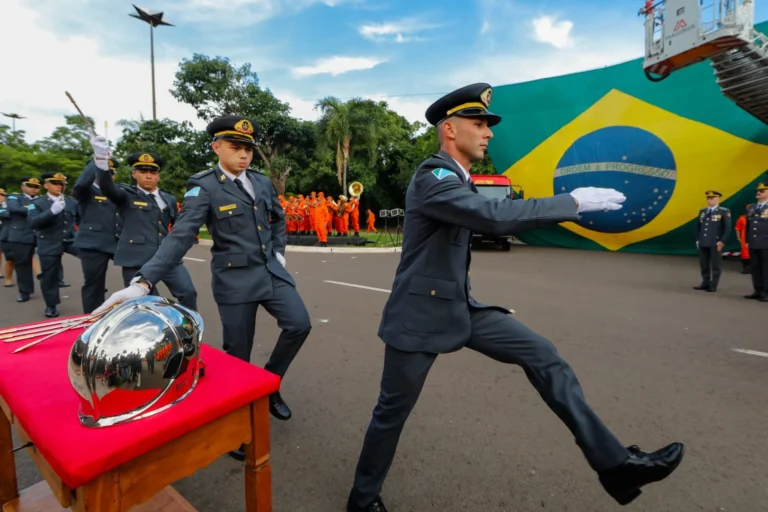 Governo do MS fortalece Corpo de Bombeiros com formatura de oficiais e R$ 5,2 milhões em equipamentos