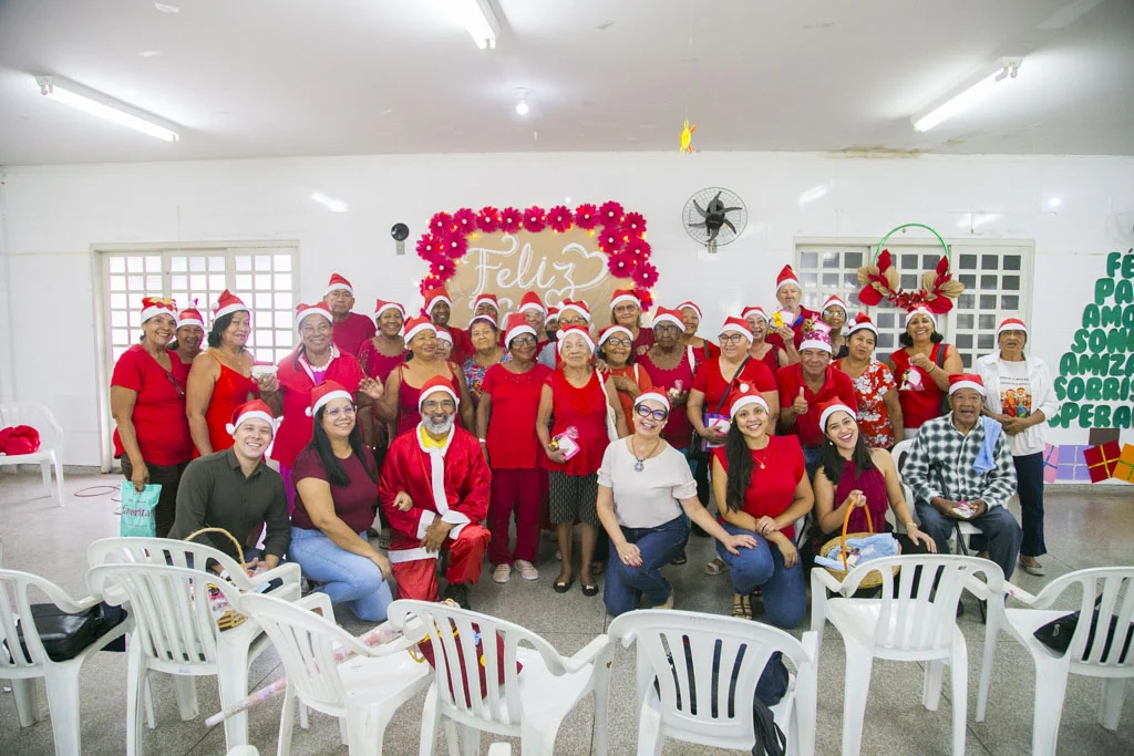 CRAS I realiza confraternização de Natal para idosos e reforça atenção social 2 news 151908 1765303136