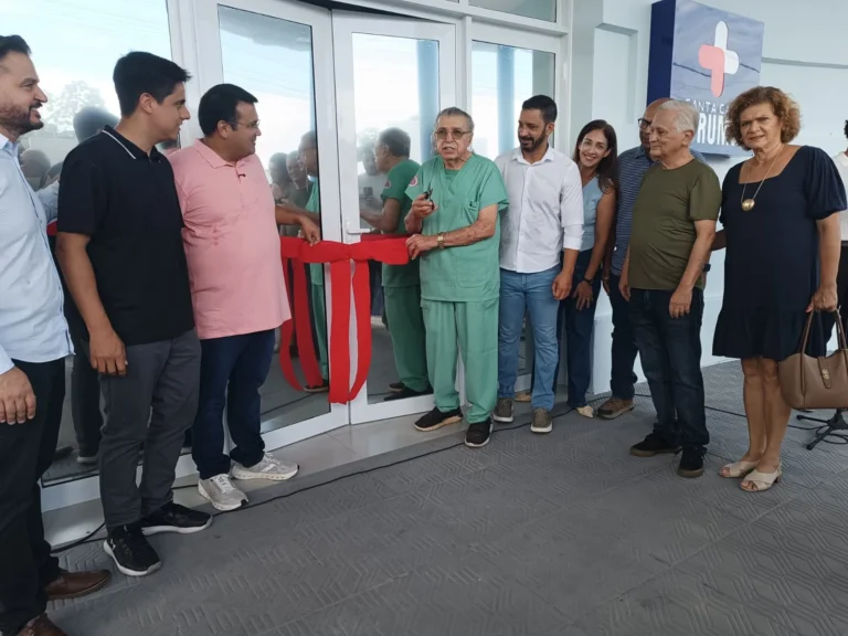 Prefeito inaugura recepção da Santa Casa de Corumbá e reabre entrada principal