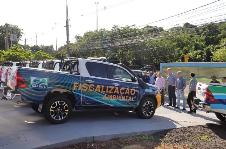 Imasul recebe 13 novos veículos e tratores para reforçar a fiscalização ambiental