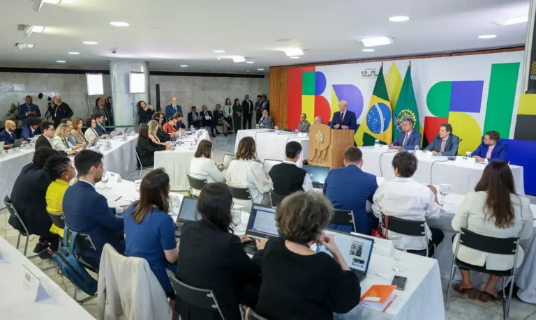 Lula anuncia que vetará o PL da Dosimetria