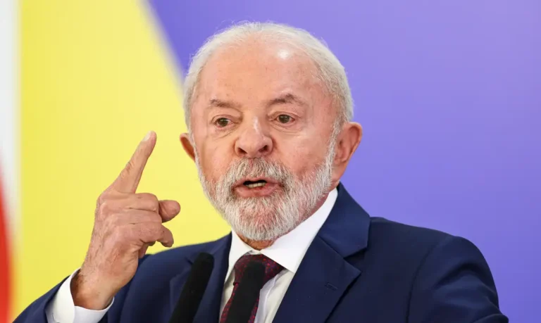 Lula diz que é possível negociar com os EUA para evitar guerra na Venezuela