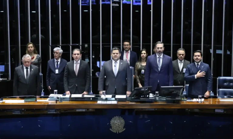 Congresso aprova orçamento de 2026 com despesas de R$ 6,5 trilhões