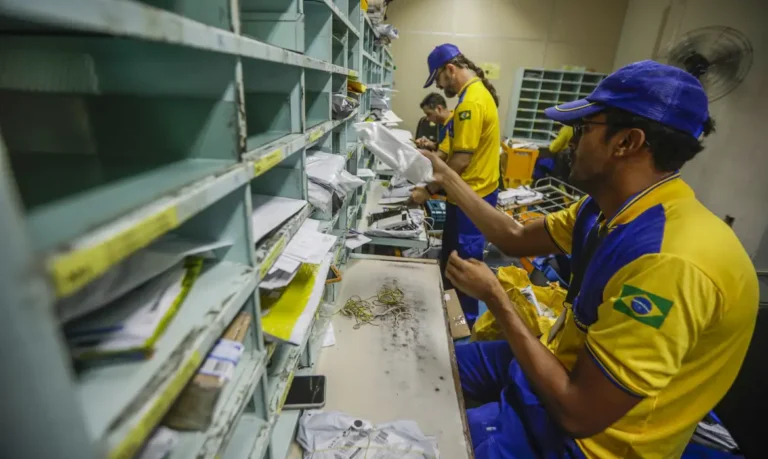 TST determina que greve dos Correios mantenha 80% do efetivo em atividade