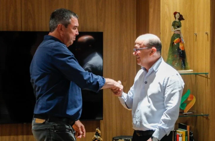 Barbosinha assume interinamente o Governo de MS durante férias de Riedel