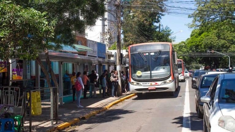Prefeitura afirma que repasses estão em dia e cobra retomada do transporte coletivo da Capital