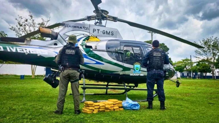 Operação com helicóptero apreende 34 kg de maconha no Porto da Manga em Corumbá