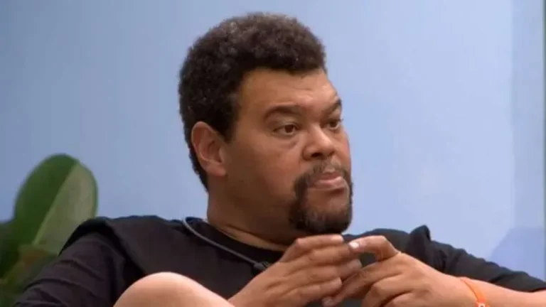 Babu Santana revela no BBB 26 que toma banho dia sim, dia não