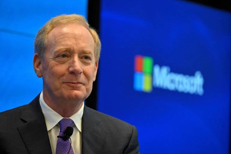 Microsoft aponta liderança chinesa na corrida da inteligência artificial fora do ocidente