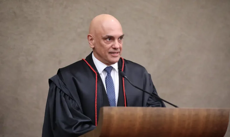 Moraes abre inquérito sobre vazamento de dados de ministros no STF