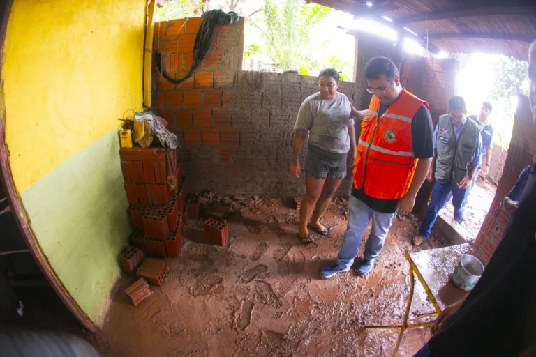 Prefeito anuncia ações emergenciais e amplia atendimento à população