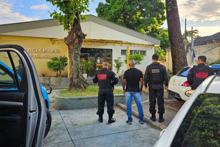 Operação prende policiais da reserva suspeitos de proteger bicheiro preso em MS