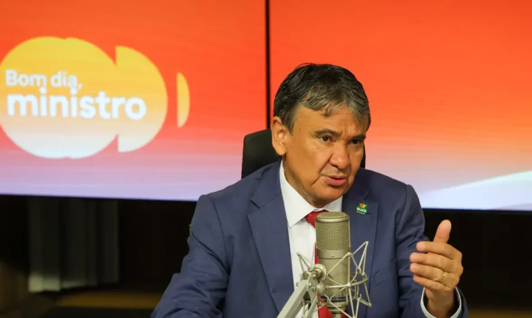 PF investiga origem de fake news sobre programas sociais do governo