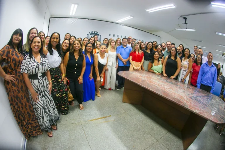 Corumbá empossa 41 gestores escolares eleitos pela comunidade