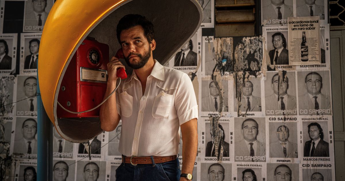 Wagner Moura em cena de O Agente Secreto, filme brasileiro indicado ao Oscar 2026