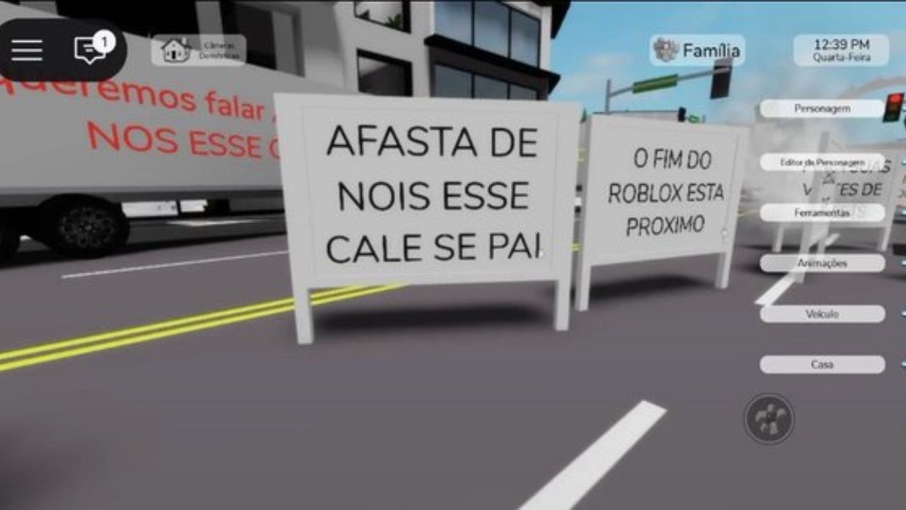 Jogadores do Roblox realizam protestos virtuais contra novas regras no chat e verificação de idade. Entenda as polêmicas e como a verificação funciona.