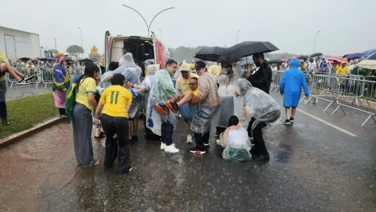 raio raio em ato de Nikolas Ferreira em Brasília