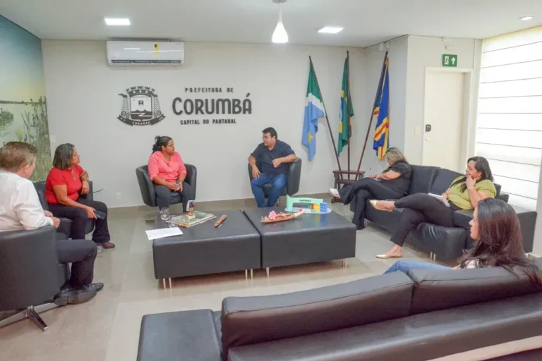 Prefeito é recebido por lideranças de Porto Esperança para tratar impactos da mineração