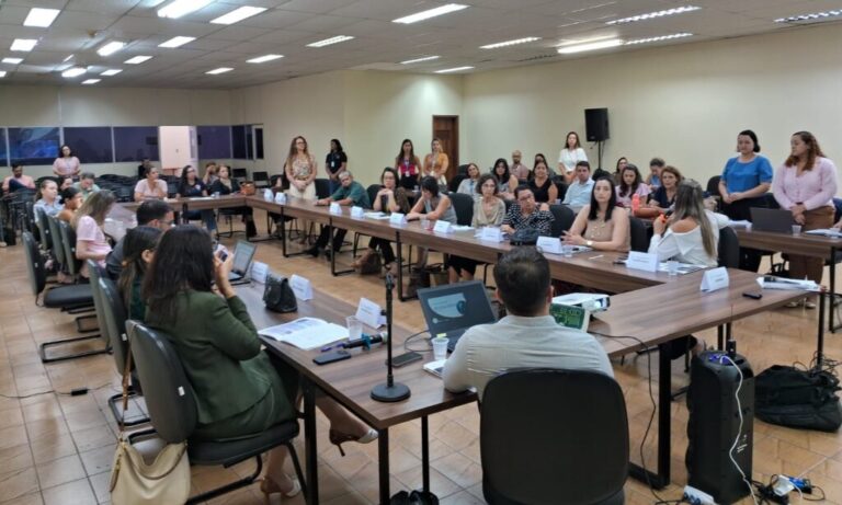 Especialistas buscam soluções para reduzir mortalidade materna e infantil em MS
