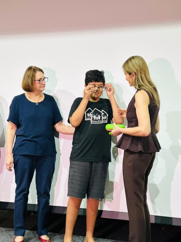 SEMED beneficia 63 estudantes com óculos do Projeto Novos Olhares