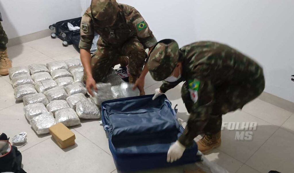 Exército apreende skank e cocaína em fiscalização na fronteira de Corumbá 2 agata1