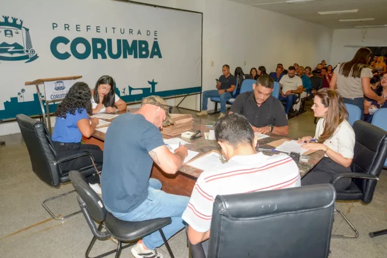 Prefeitura de Corumbá empossa 27 aprovados em concurso público