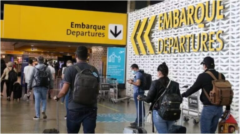 Boeing 777-300 da Latam após decolagem abortada em Guarulhos