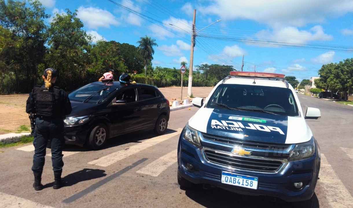 carro recuperado polícia recupera veículo