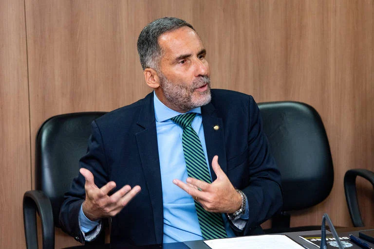 Sarrubbo aponta falha na comunicação de projetos ao deixar Ministério da Justiça