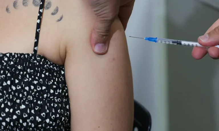 SP inicia vacinação contra a chikungunya em projeto-piloto em Mirassol