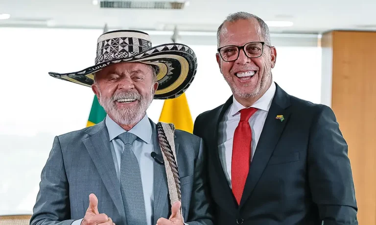 Lula recebe credenciais de nove novos embaixadores que passam a atuar no Brasil