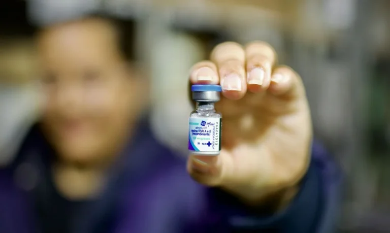 SUS passa a disponibilizar vacina contra bronquiolite para prematuros