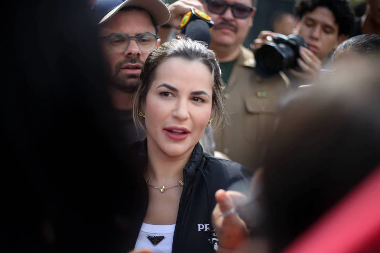 Justiça Federal anula medidas cautelares da operação contra Deolane Bezerra