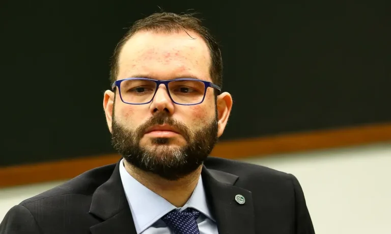 Relator no TSE é contra cassação do senador Jorge Seif por abuso de poder econômico