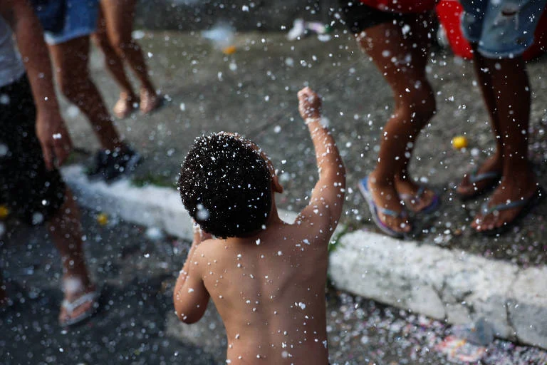 Dicas de segurança bancária para curtir o carnaval sem cair em golpes