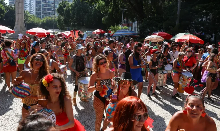 Rio registra aumento de atendimentos por calor durante o carnaval