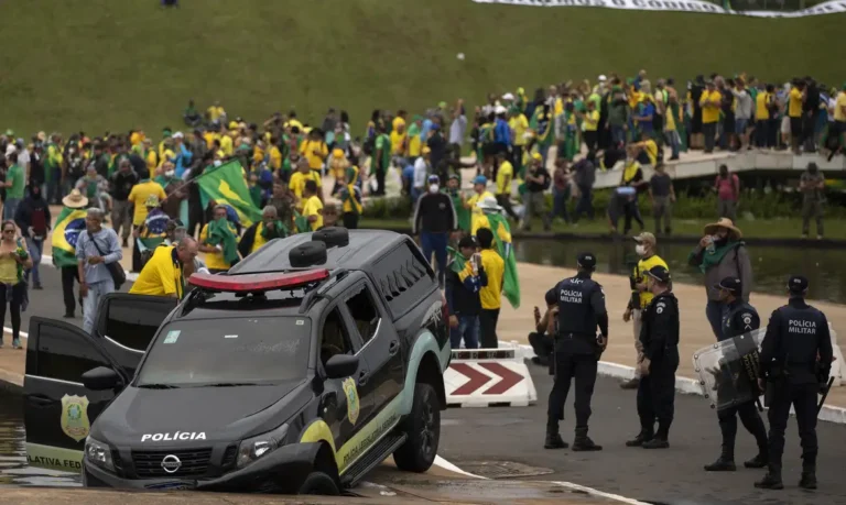 STF registra maioria a favor de manter condenação de ex‑cúpula da PMDF
